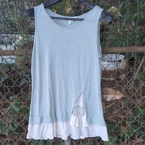 Umgee Sleeveless Top in Soft Blue green and White